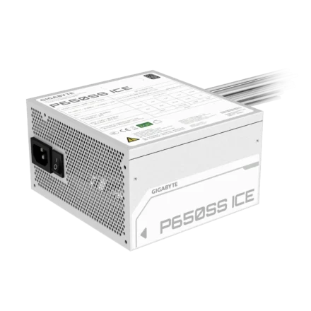 Fuente Gigabyte P650SS 650W 80 PLUS Silver Blanca