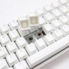 TECLADO GAMER DUCKY ONE 2 MINI PURE WHITE RGB VERSION  GAMING CHERRY MX RED DOUBLE-SHOT PBT MECANICO