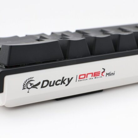 TECLADO GAMER DUCKY ONE 2 MINI RGB KAILH BOX WHITE SWITCH  MECANICO ISO SP