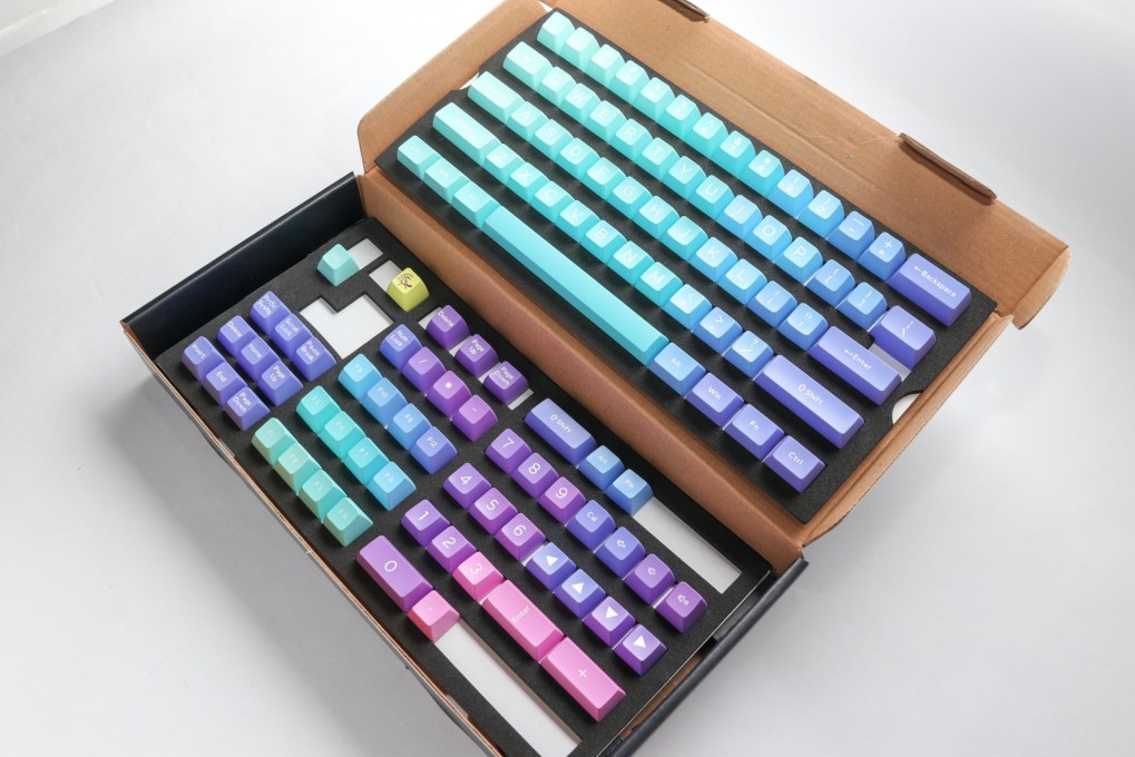DUCKY KEYCAP SET AZURE SA US ABS SEAMLESS DOUBLE SHOT - 2 DUCKY KEYCAP SET AZURE SA US ABS SEAMLESS DOUBLE SHOT