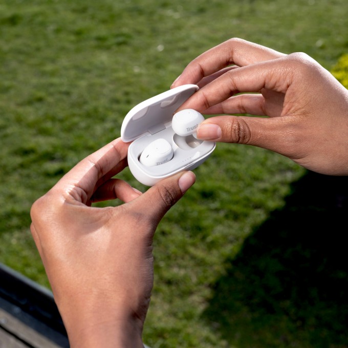 AURICULAR TRUST NIKA COMPACT BT WHITE - 6 AURICULAR TRUST NIKA COMPACT BT WHITE