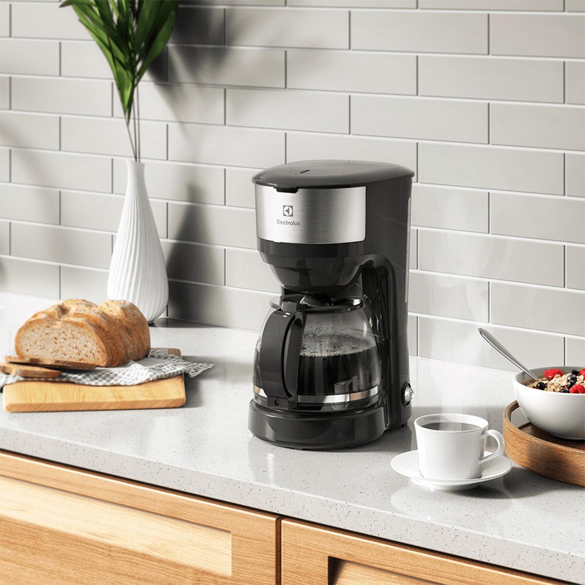 cafetera eléctrica electrolux inox ecm20 1,2l color negro cafetera eléctrica electrolux inox ecm20 1,2l color negro