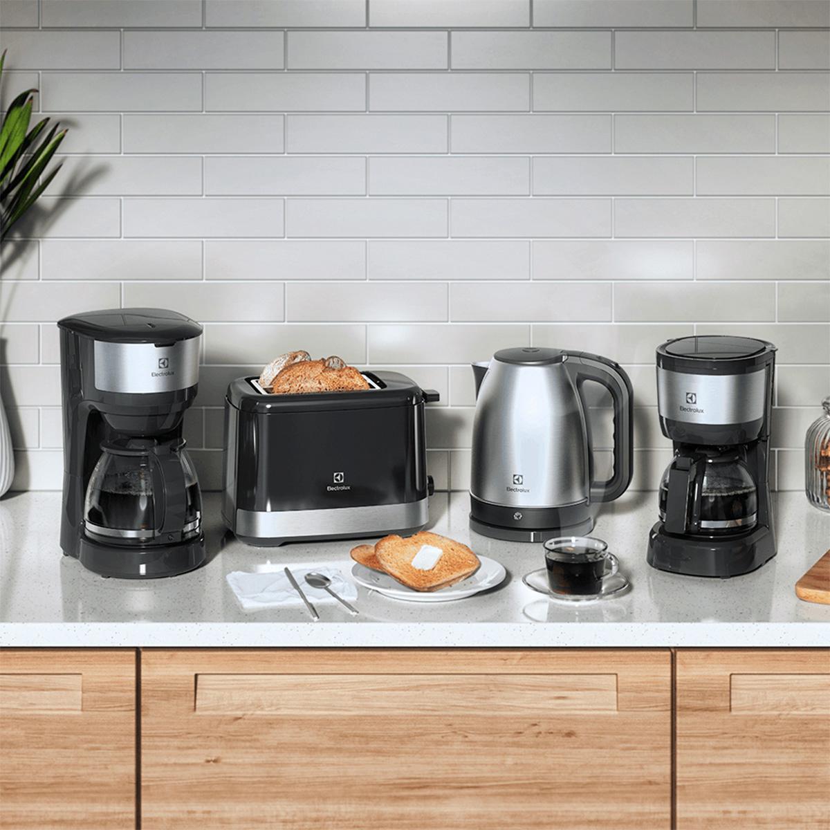 cafetera eléctrica electrolux inox ecm20 1,2l color negro cafetera eléctrica electrolux inox ecm20 1,2l color negro